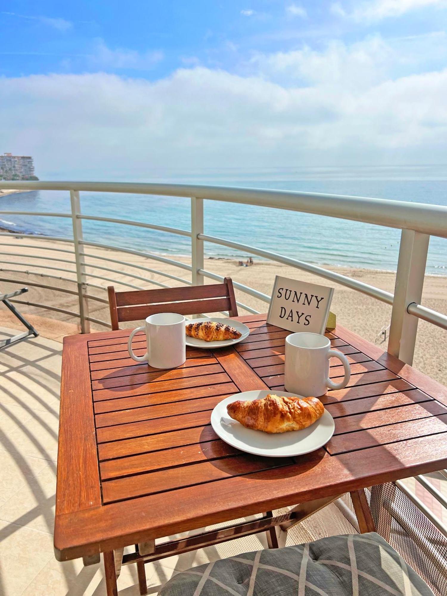 Atico Frente Al Mar 2 Terrazas Barbacoa Y Parking Sujeto A Disponibilidad Apartment El Campello Exterior photo